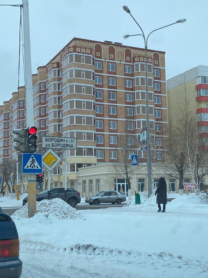 2-Ухкомнатная Современная Новая Квартира В Центре Города Qostanaj Buitenkant foto
